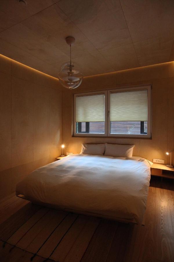 بيونجتايك Entire Apartment Or Single Rooms In Homegarden Park Near Camp Humprehys المظهر الخارجي الصورة