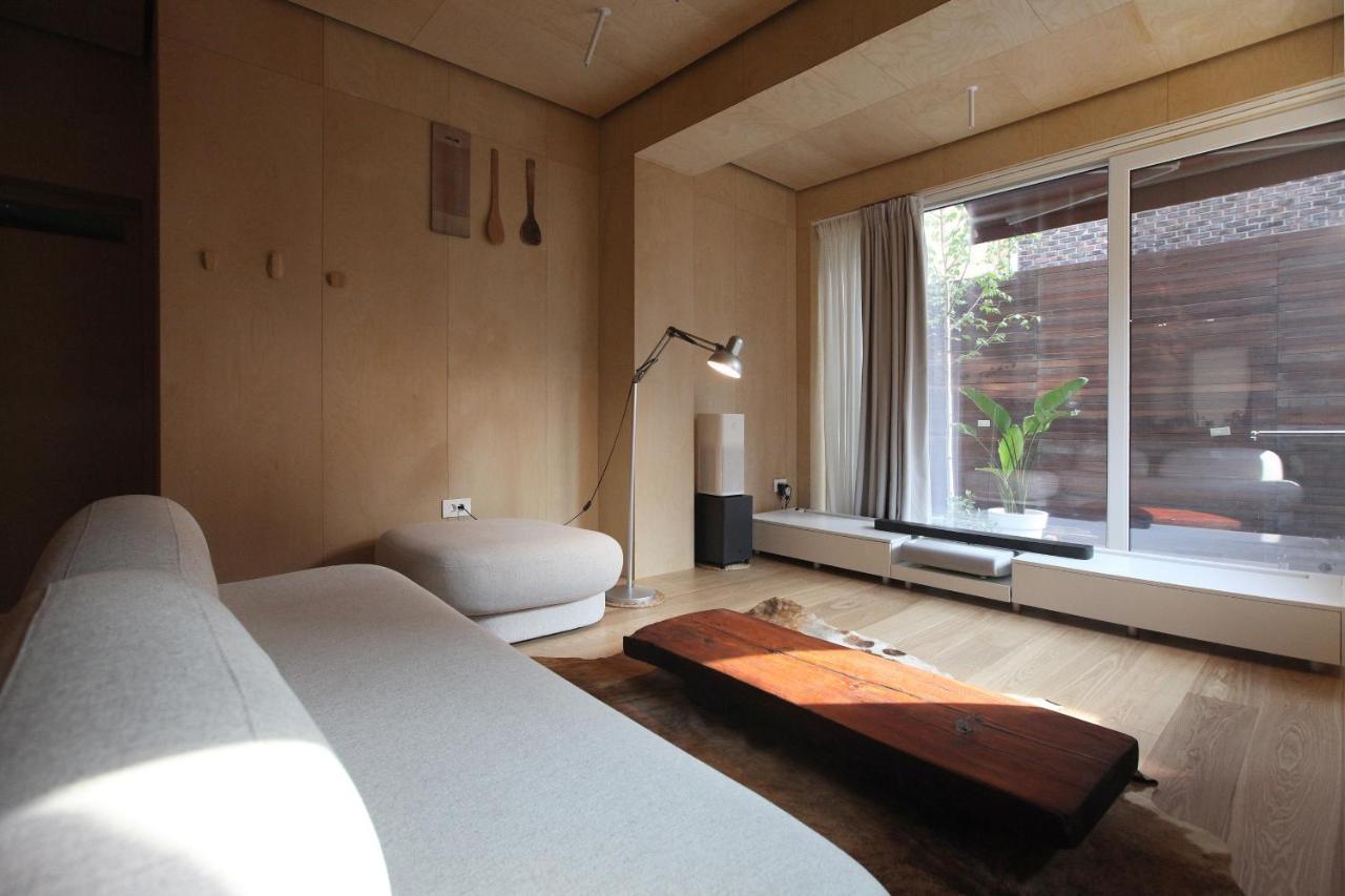 بيونجتايك Entire Apartment Or Single Rooms In Homegarden Park Near Camp Humprehys المظهر الخارجي الصورة